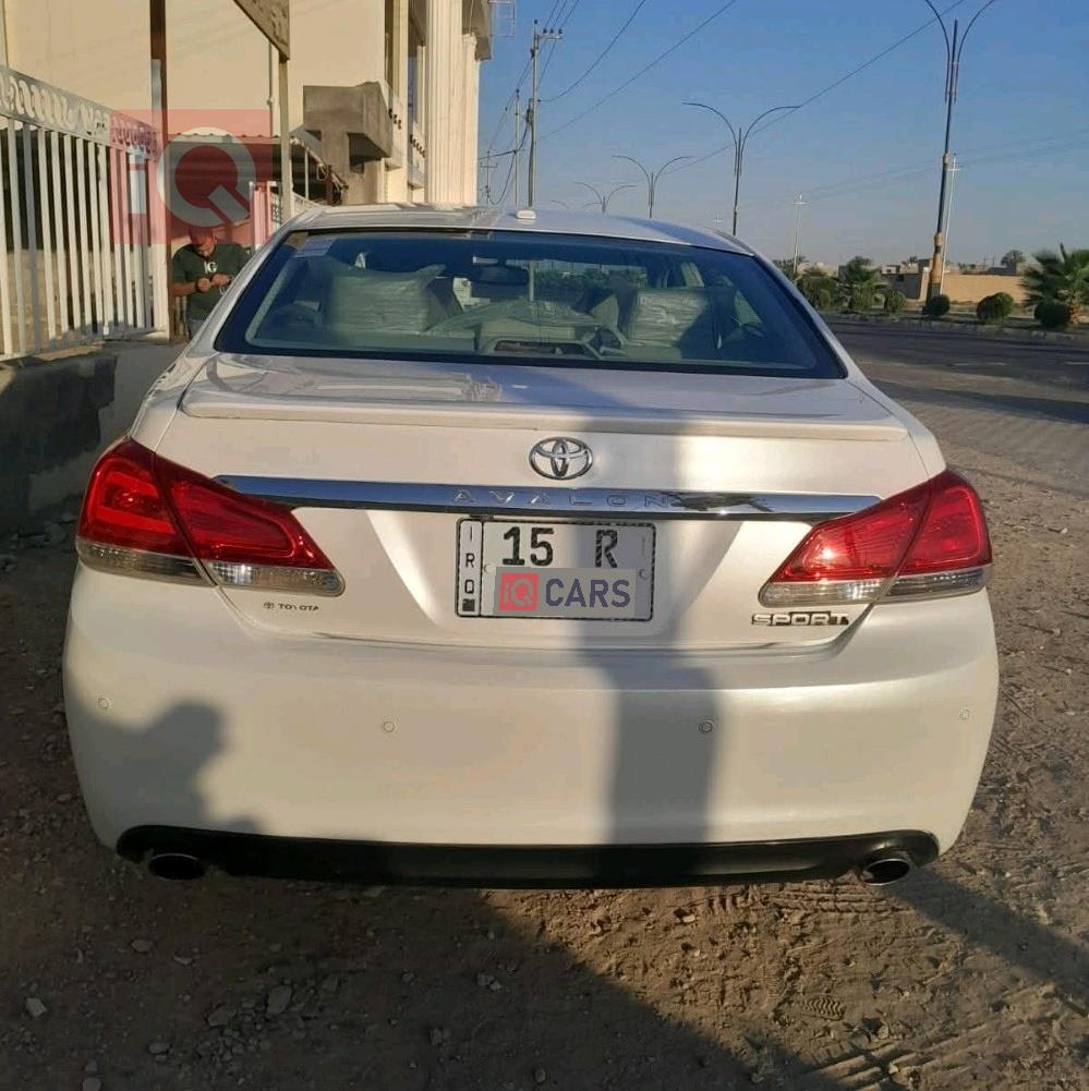 تويوتا أفالون